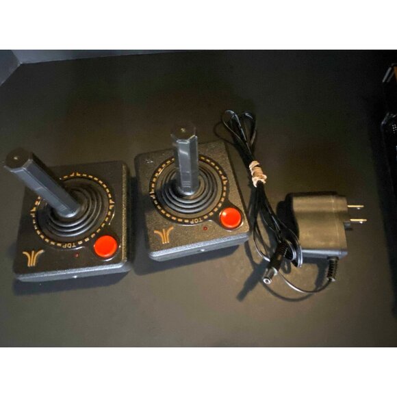 ATARI Flashback 5 Classic Game Console w 2 Wireless Controllers - Picture 6 of 7